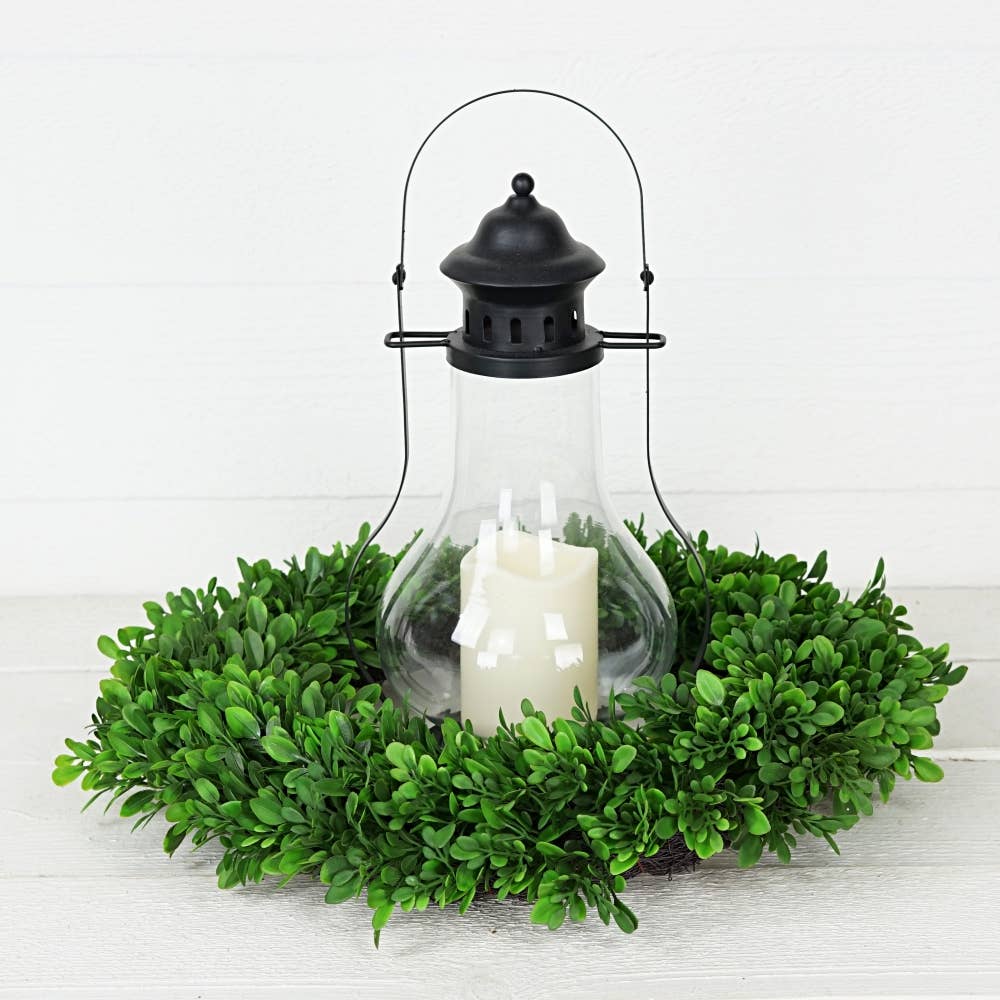 Twig Wreath-Evergreen Boxwood