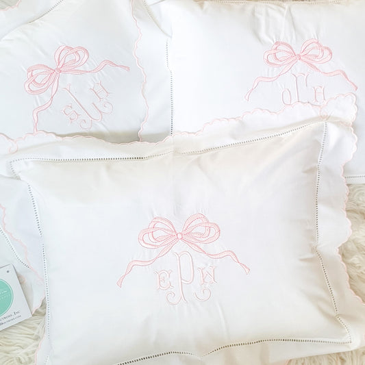 Dainty Bow Pillow